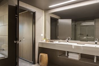 PARKROYAL Darling Harbour, Sydney - Dalby Accommodation 7