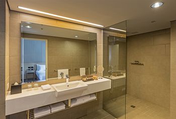 PARKROYAL Darling Harbour, Sydney - Dalby Accommodation 9