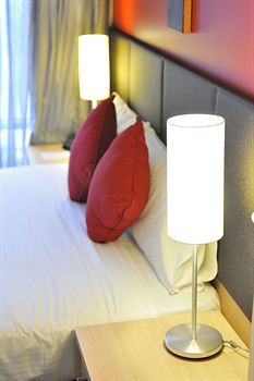 Metro Apartments On Bank Place - Dalby Accommodation 11