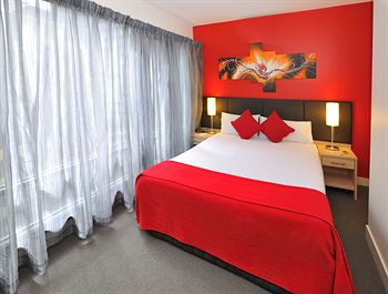 Metro Apartments On Bank Place - Dalby Accommodation 13