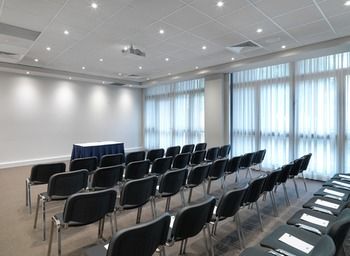 Adina Apartment Hotel Sydney, Harbourside - Dalby Accommodation 11