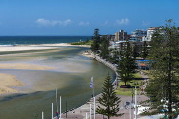 Oaks Waterfront Resort - The Entrance - Dalby Accommodation 36