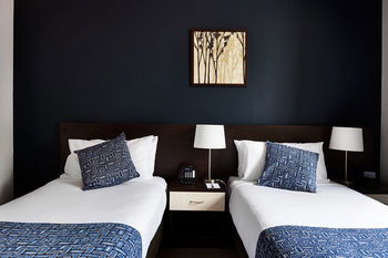 175 (formerly Wesley Lodge) - Dalby Accommodation 10