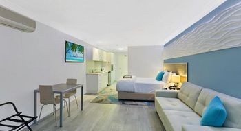Terrigal Pacific Coastal Retreat - Dalby Accommodation 17
