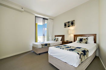 Pumicestone Blue - Dalby Accommodation 18