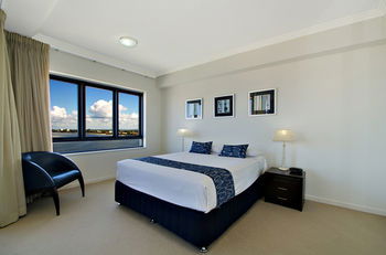 Pumicestone Blue - Dalby Accommodation 21