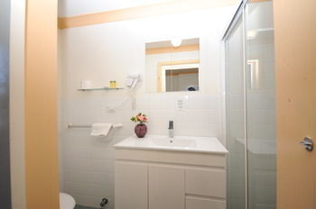 Northshore Hotel - Dalby Accommodation 4