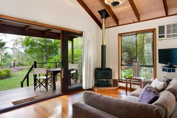 Lake Weyba Cottages Noosa - Dalby Accommodation 29