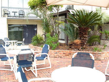 El Lago Waters Motel - Dalby Accommodation 5
