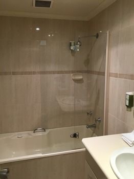 El Lago Waters Motel - Dalby Accommodation 17