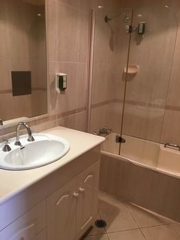 El Lago Waters Motel - Dalby Accommodation 18