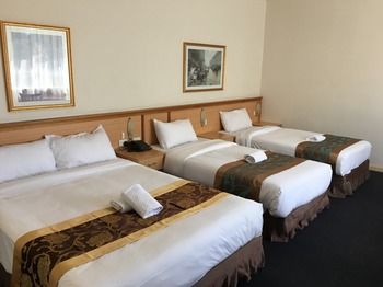 El Lago Waters Motel - Dalby Accommodation 22