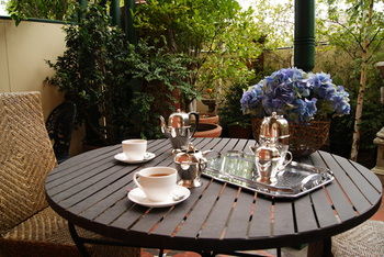 Andre's Mews Luxury Serviced Apartments - Dalby Accommodation 8