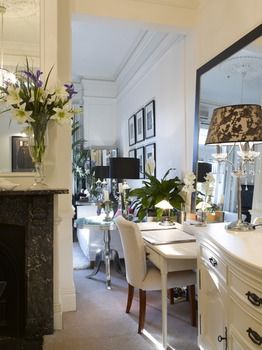 Andre's Mews Luxury Serviced Apartments - Dalby Accommodation 9