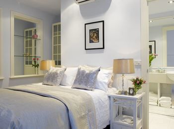 Andre's Mews Luxury Serviced Apartments - Dalby Accommodation 27