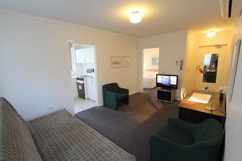 Drummond Apartments Services - Dalby Accommodation 0