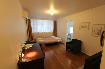 Drummond Apartments Services - Dalby Accommodation 11