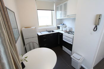 Drummond Apartments Services - Dalby Accommodation 16