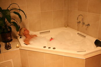 Lavender House B&B - Dalby Accommodation 0
