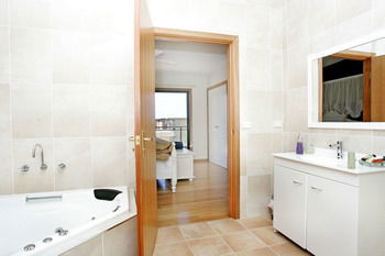 Lavender House B&B - Dalby Accommodation 7