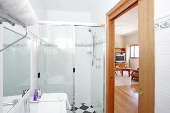 Lavender House B&B - Dalby Accommodation 8