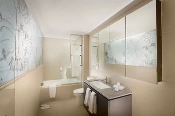 Art Series - The Olsen - Dalby Accommodation 49