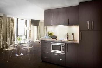 Art Series - The Olsen - Dalby Accommodation 53