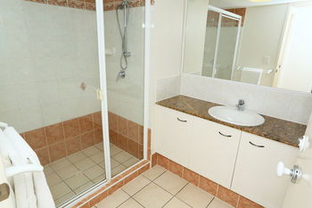 San Marino By The Sea Apartments - Dalby Accommodation 18