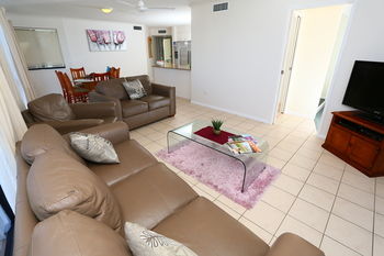 San Marino By The Sea Apartments - Dalby Accommodation 26