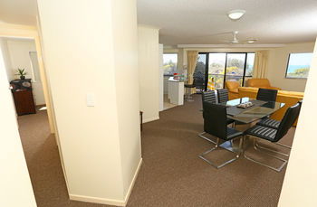San Marino By The Sea Apartments - Dalby Accommodation 28