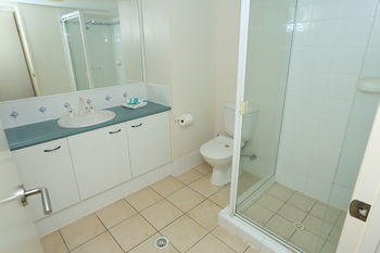 San Marino By The Sea Apartments - Dalby Accommodation 41