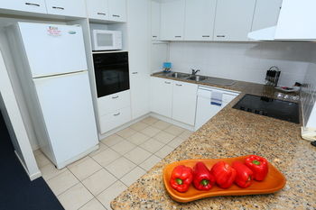 San Marino By The Sea Apartments - Dalby Accommodation 45