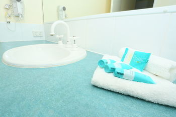 San Marino By The Sea Apartments - Dalby Accommodation 72