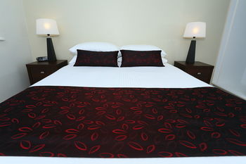 San Marino By The Sea Apartments - Dalby Accommodation 89