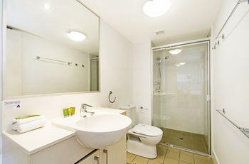 Horton Apartments - Dalby Accommodation 5