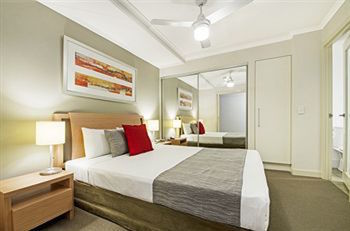 Horton Apartments - Dalby Accommodation 12