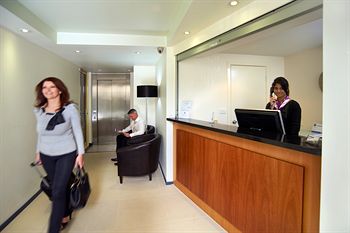 City Edge Serviced Apartments East Melbourne - Dalby Accommodation 41