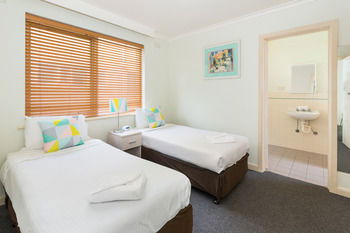 City Edge Serviced Apartments East Melbourne - Dalby Accommodation 50