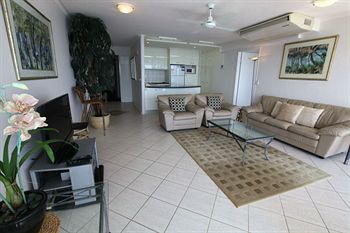 84 The Spit - Dalby Accommodation 25
