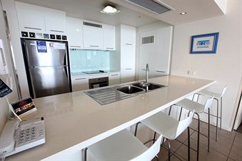 84 The Spit - Dalby Accommodation 51