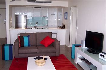 84 The Spit - Dalby Accommodation 52