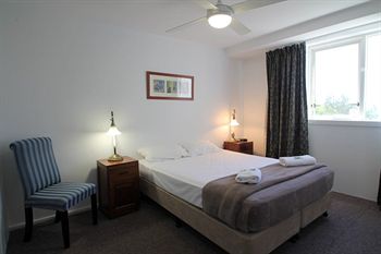 84 The Spit - Dalby Accommodation 65