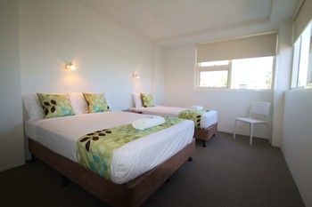 84 The Spit - Dalby Accommodation 98