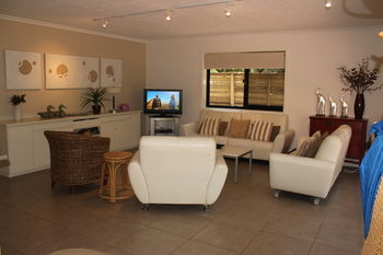 84 The Spit - Dalby Accommodation 108