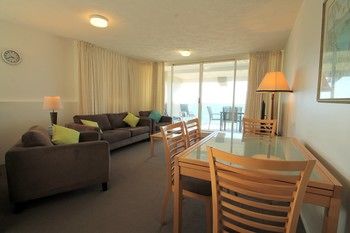 84 The Spit - Dalby Accommodation 111