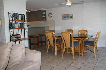 84 The Spit - Dalby Accommodation 119