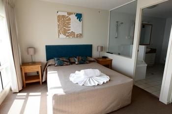 84 The Spit - Dalby Accommodation 132