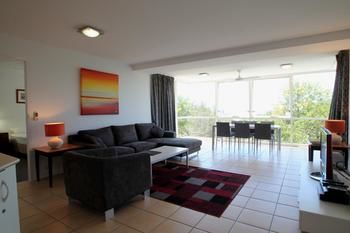 84 The Spit - Dalby Accommodation 151