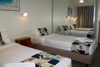 84 The Spit - Dalby Accommodation 159
