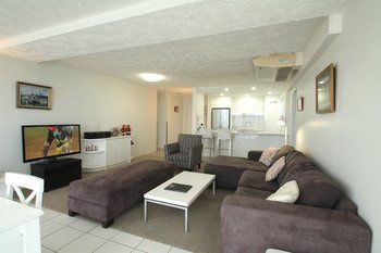 84 The Spit - Dalby Accommodation 164
